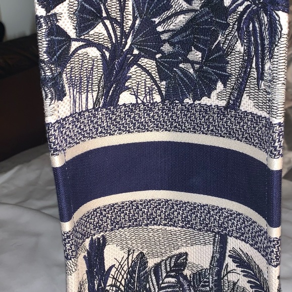 Christian Dior large book tote - Picture 7 of 11